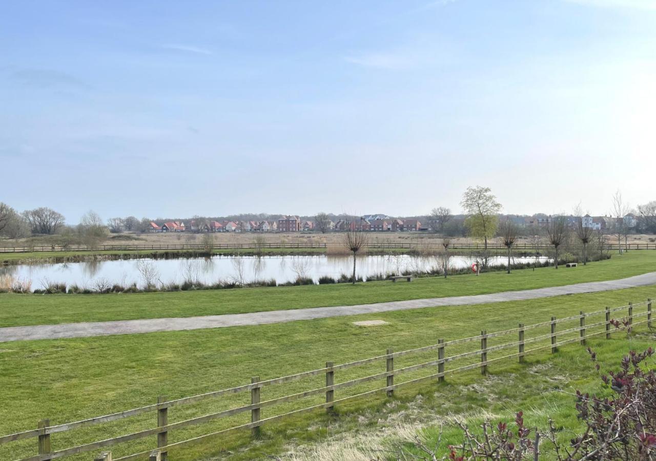 Ashford Holiday Home Sleeps 6 Free Parking Wifi Willesborough Екстер'єр фото