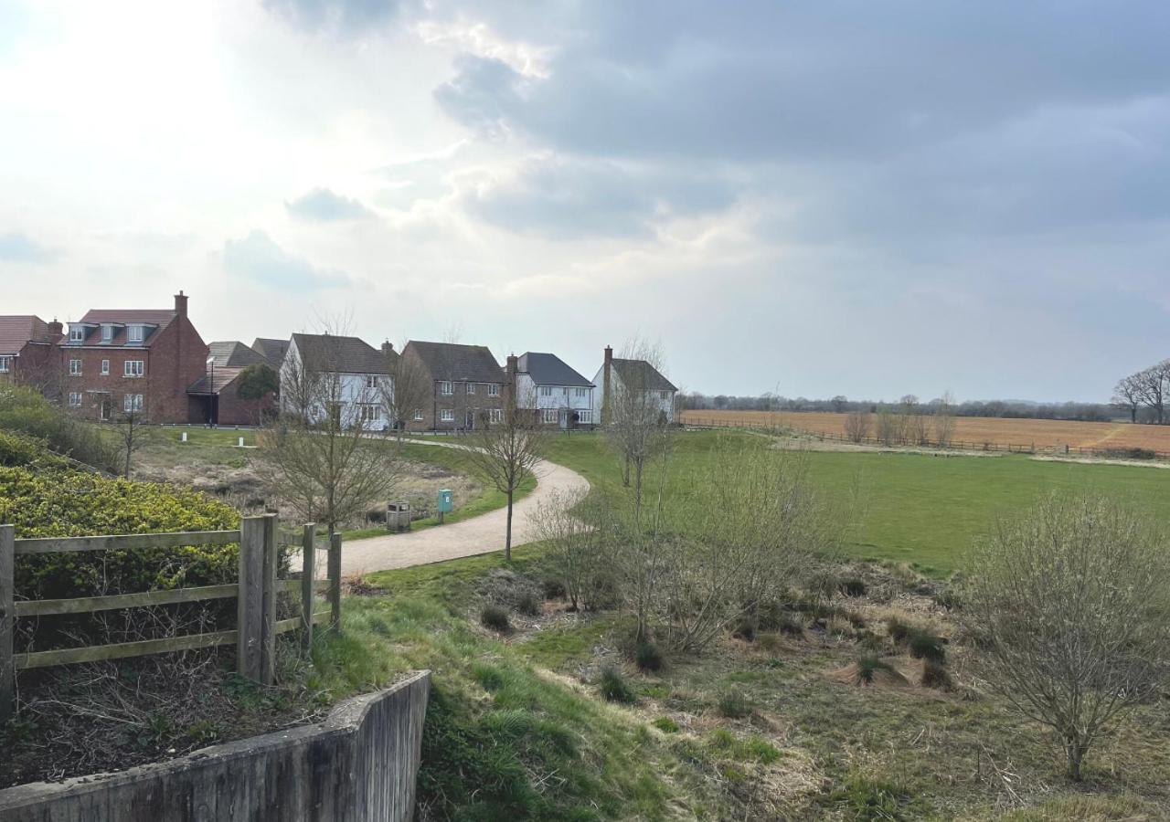 Ashford Holiday Home Sleeps 6 Free Parking Wifi Willesborough Екстер'єр фото