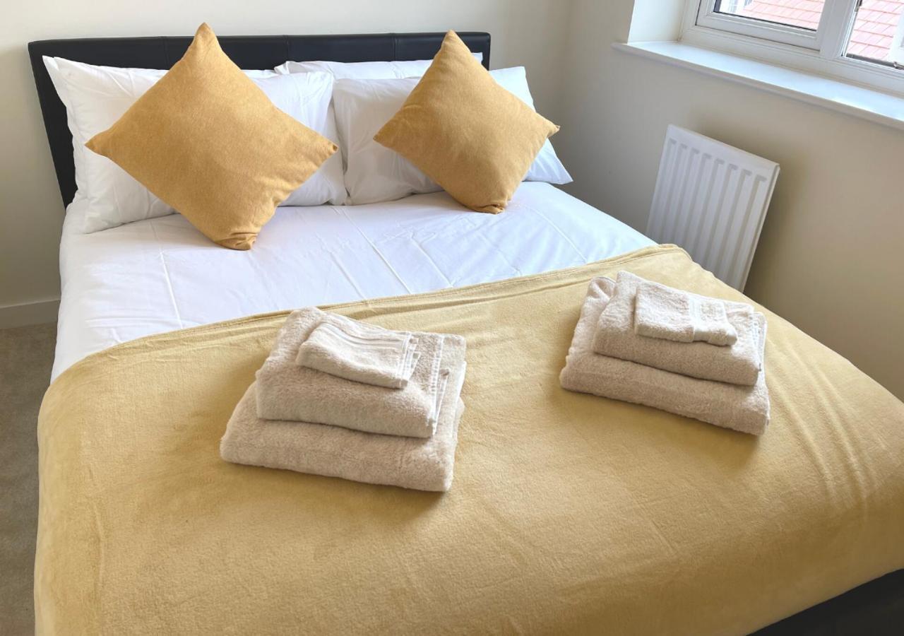 Ashford Holiday Home Sleeps 6 Free Parking Wifi Willesborough Екстер'єр фото